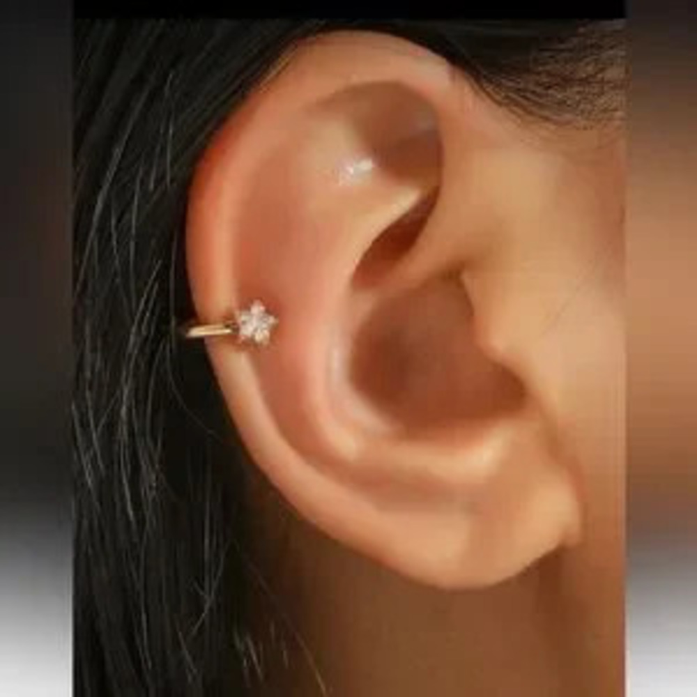 Flower Ear?Cuff N1682